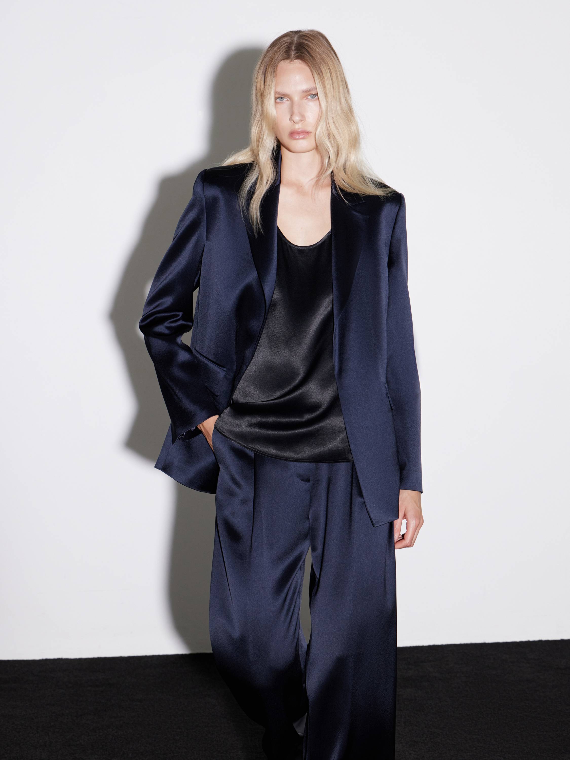 Tailored in luxurious rayon