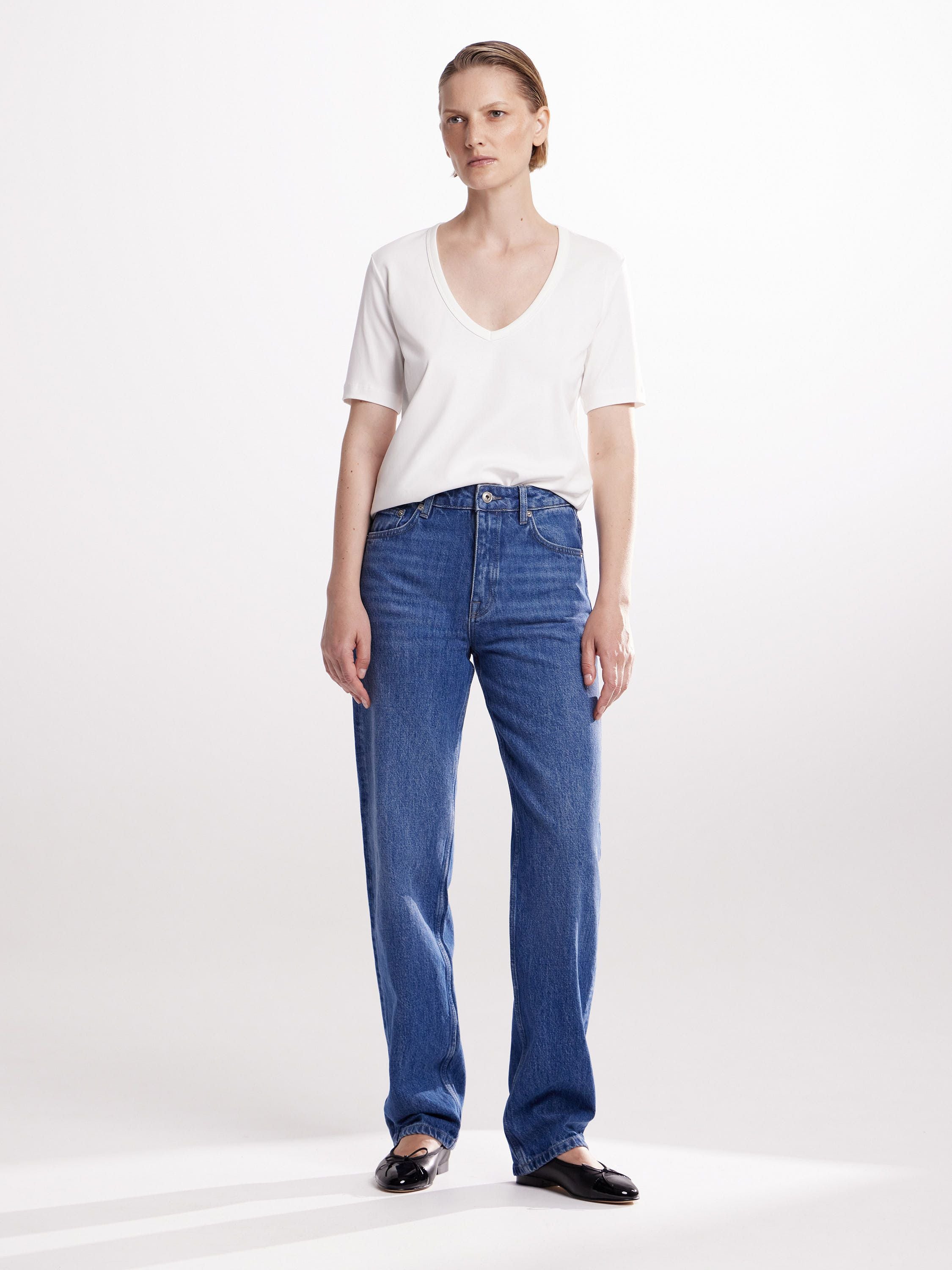 Straight-Leg Premium Denim Jeans in Indigo Blue