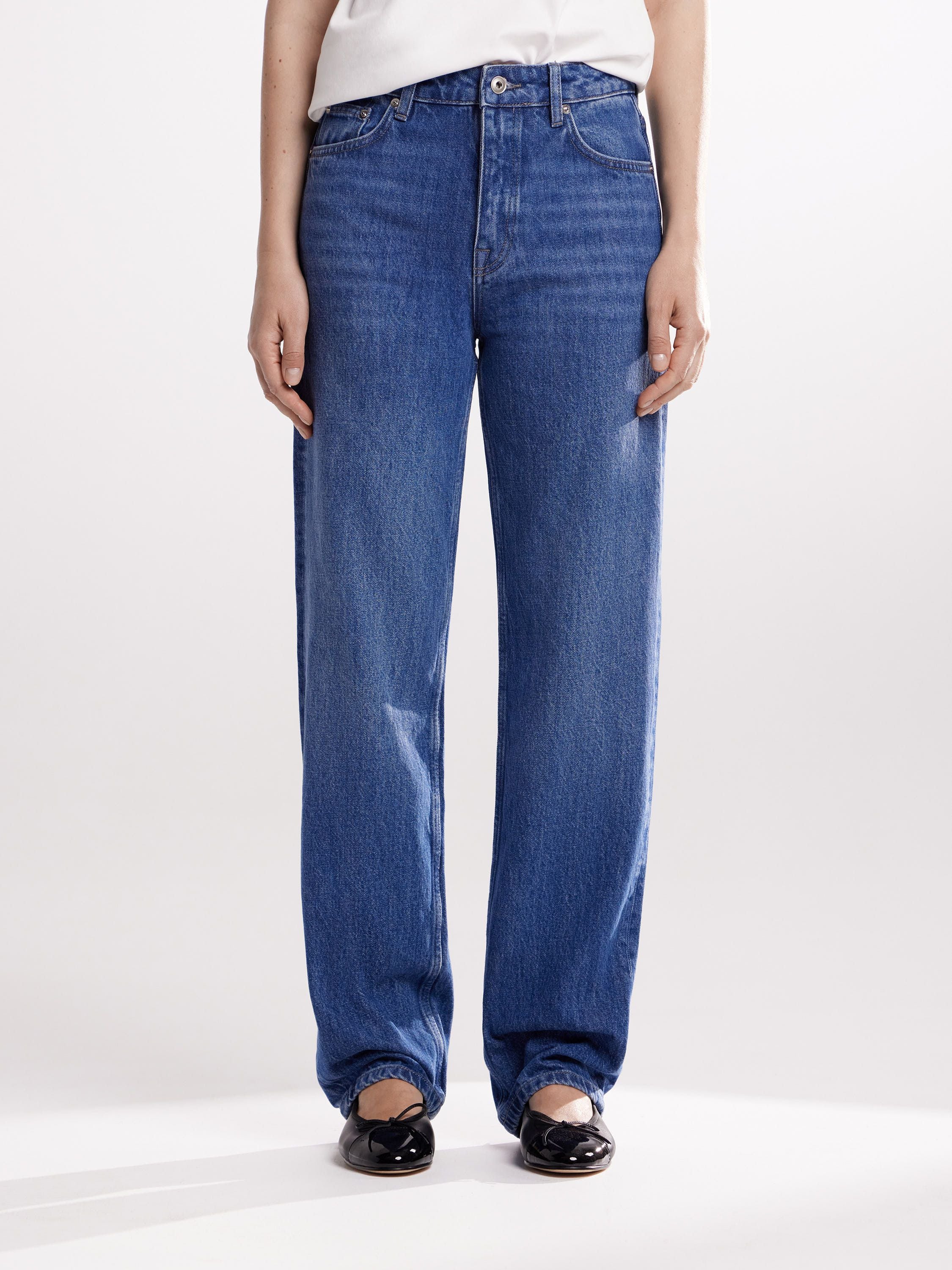Straight-Leg Premium Denim Jeans in Indigo Blue