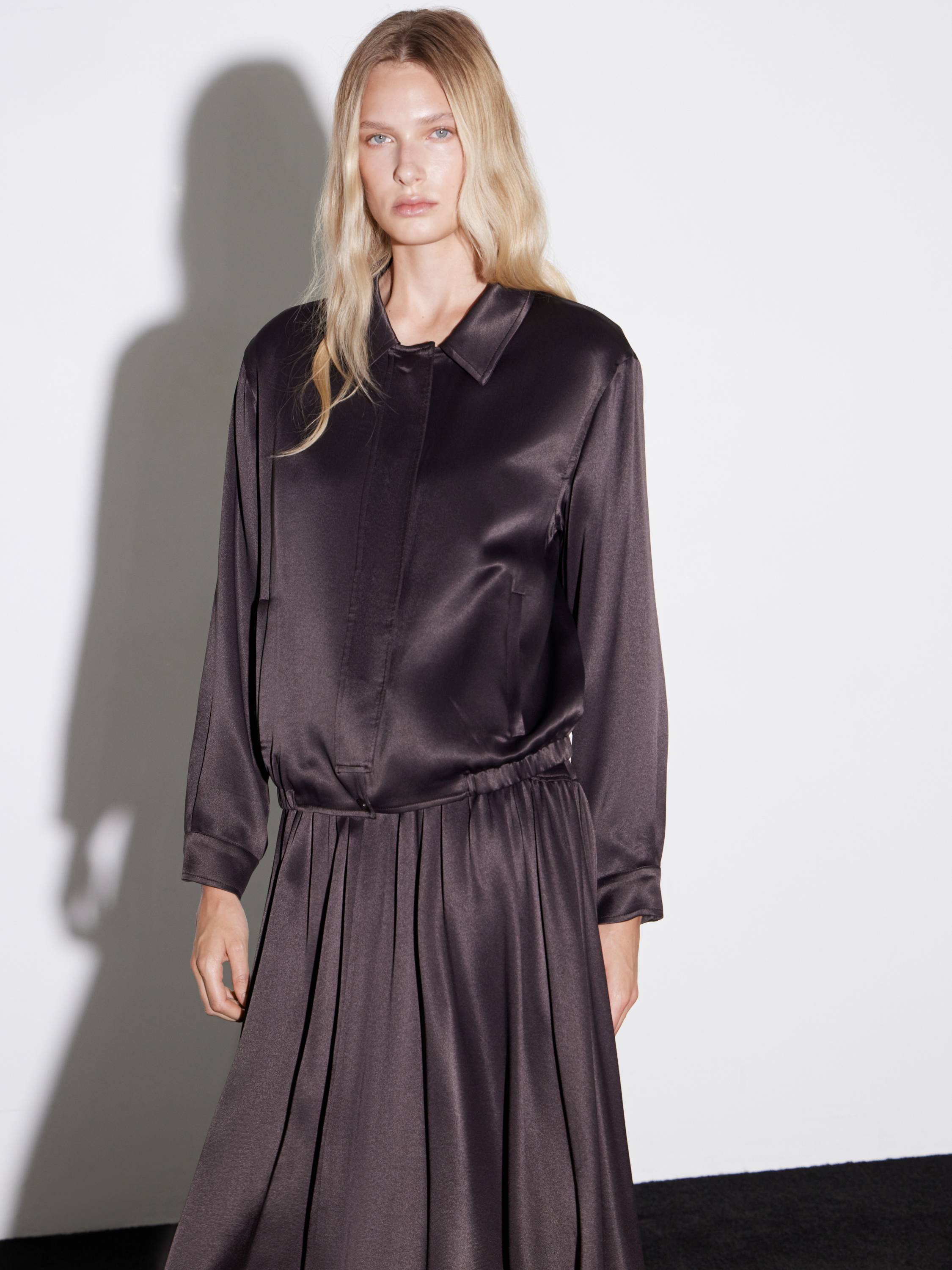 Collared Satin-Effect Rayon Blouse in Deep Plum